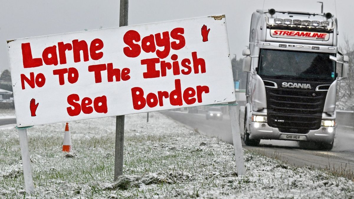 Křehká stabilita Severního Irska je v ohrožení. Zamával s ní i brexit